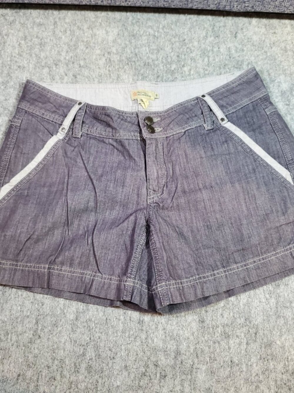 Royal Robbins Stretch Denim Shorts Gray with White trim Size 10
